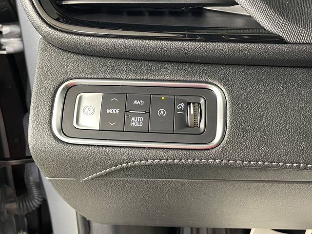 Certified 2025 Buick Enclave Sport Touring w/ Trailering Package, 5000 lbs. AWD/4WD image 14