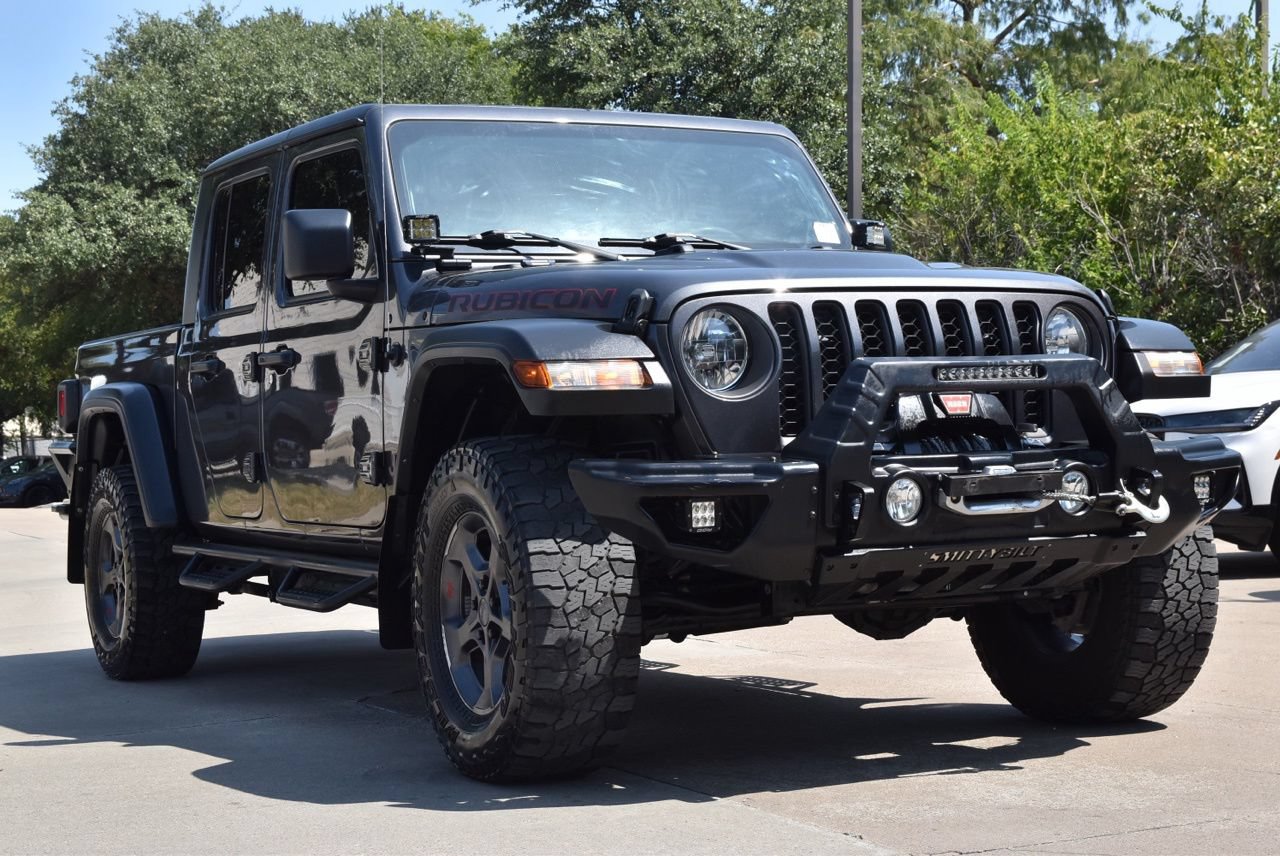 Used 2023 Jeep Gladiator Rubicon w/ Cold Weather Group AWD/4WD image 4