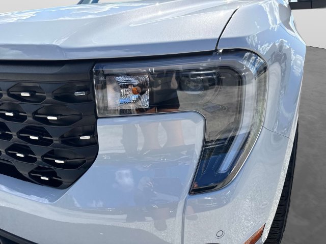 New 2026 Ford Maverick Lariat w/ 4K Tow Package AWD/4WD image 10