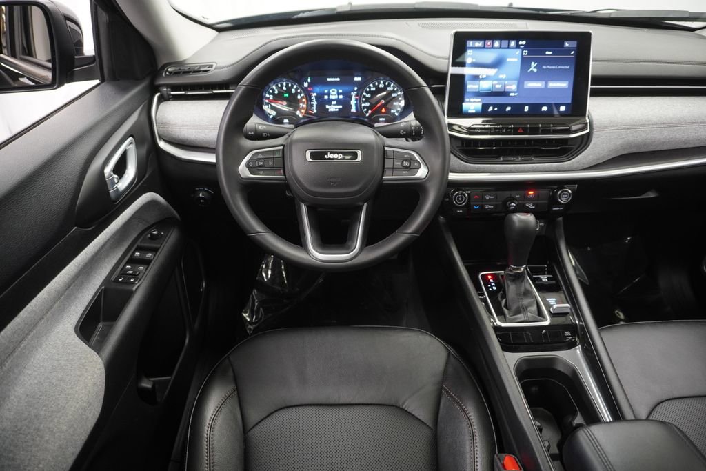 Certified 2022 Jeep Compass Latitude w/ Sun and Sound Group image 23