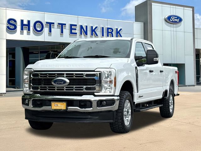 Used 2024 Ford F250 XLT w/ FX4 Off-Road Package image 3