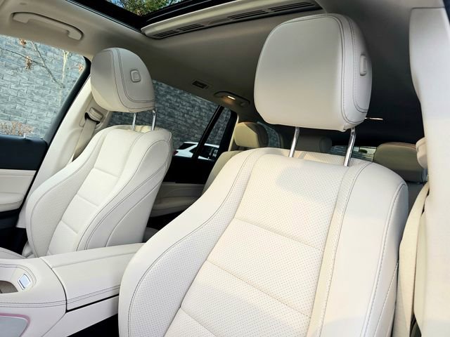 Used 2022 Mercedes-Benz GLS 450 4MATIC image 21