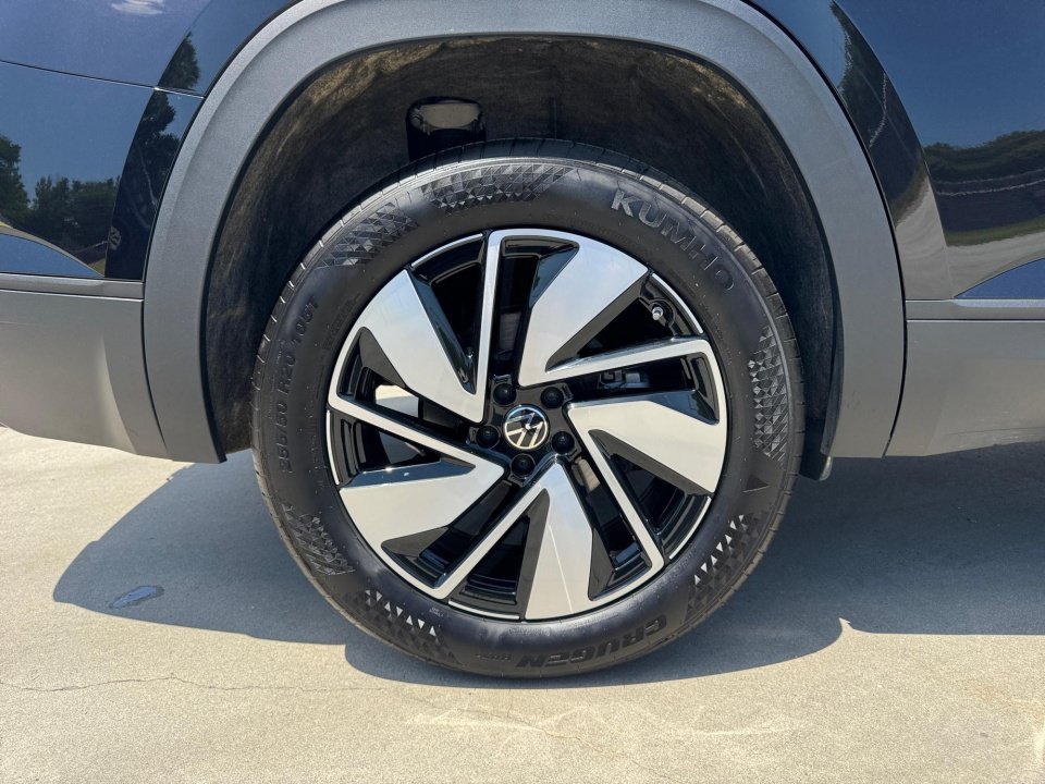 Certified 2026 Volkswagen Atlas SE AWD/4WD image 23