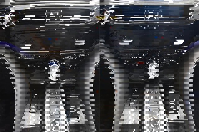 Used 2023 Acura MDX SH-AWD w/ Advance Package image 30