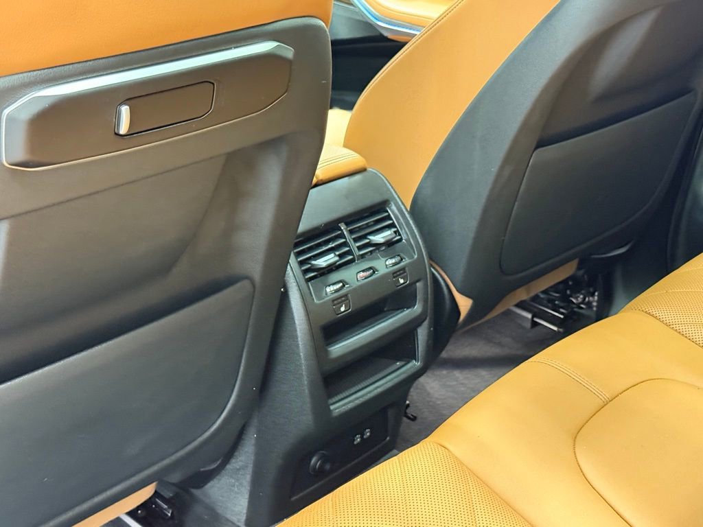 Certified 2024 BMW X5 xDrive50e image 26