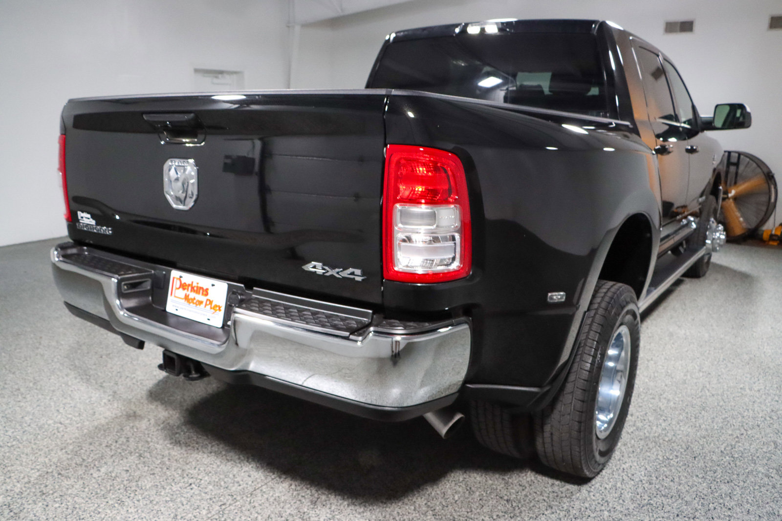 Used 2022 RAM 3500 Big Horn w/ Level A Equipment Group AWD/4WD image 7