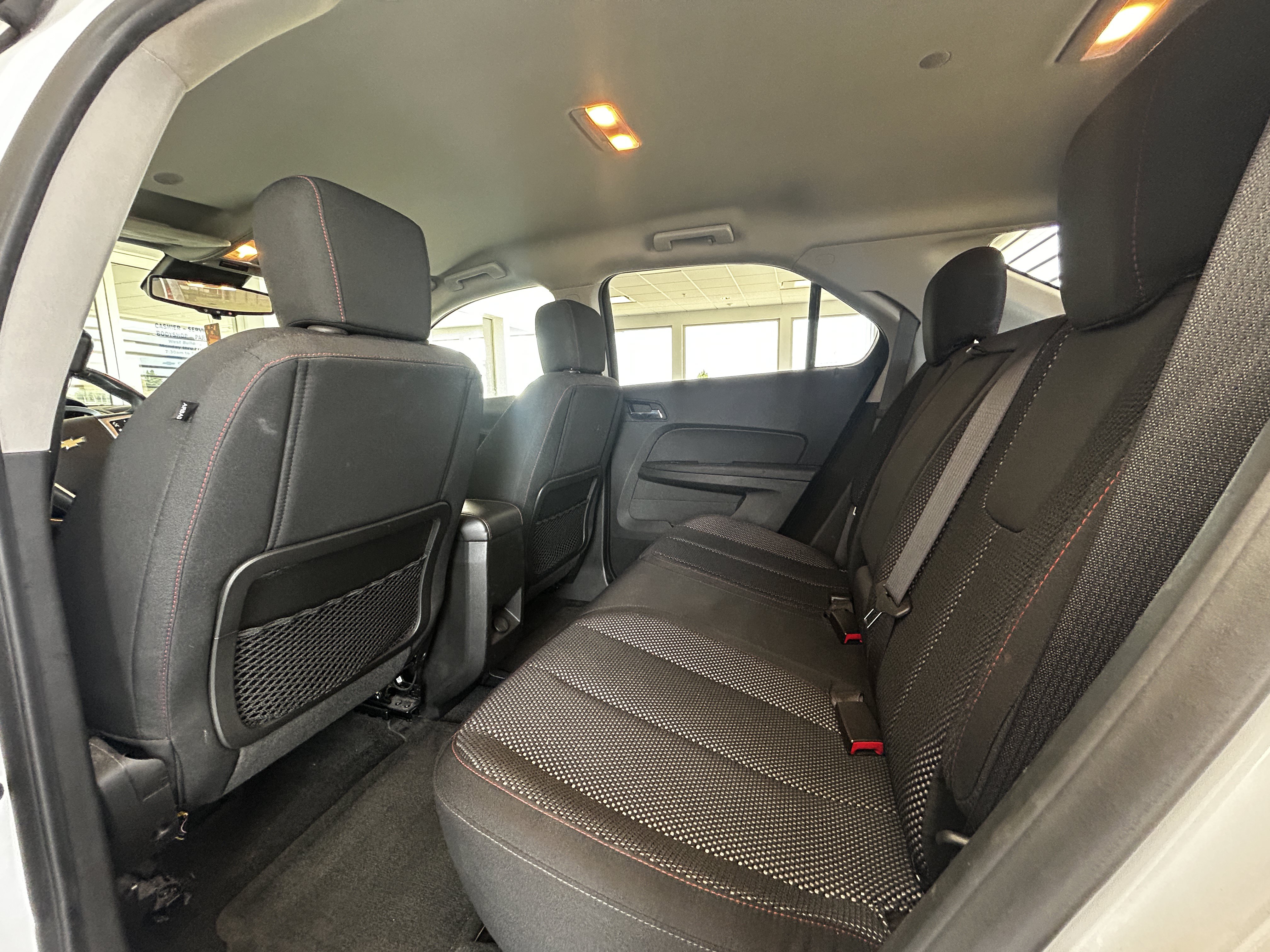 Used 2015 Chevrolet Equinox LT FWD image 17