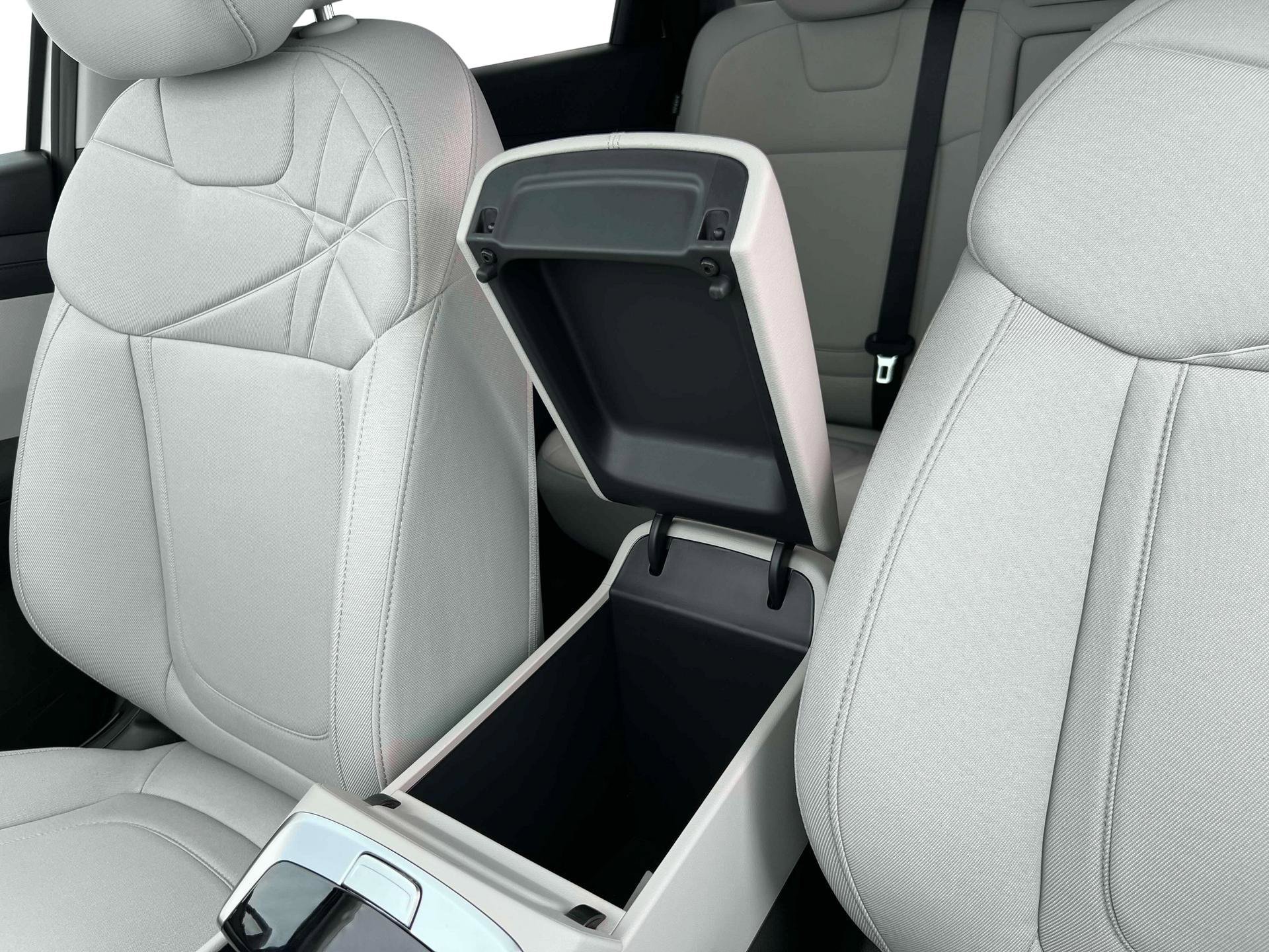 New 2025 Hyundai Tucson SEL FWD image 18
