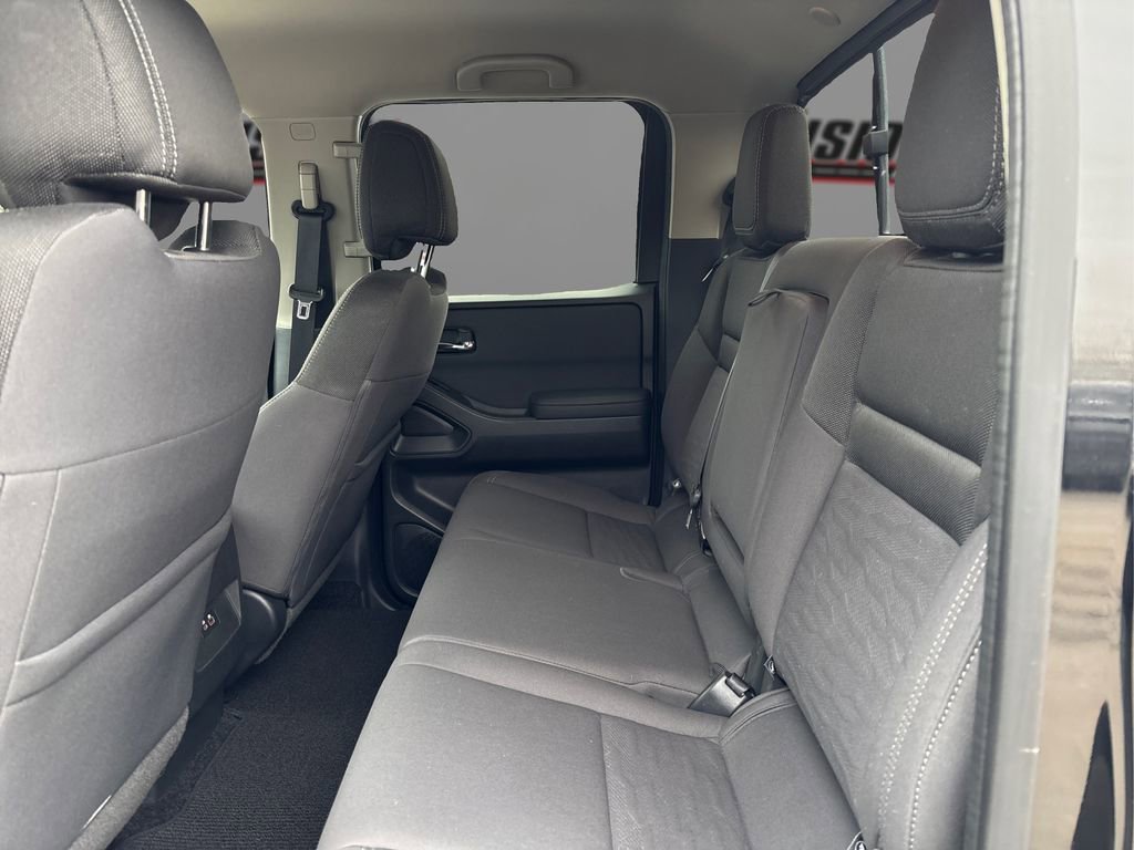 Used 2022 Nissan Frontier SV image 10