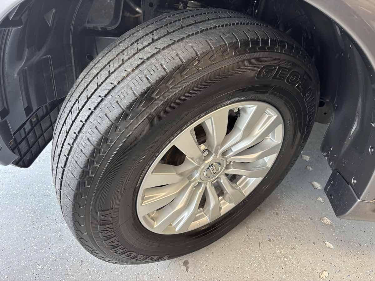 Used 2017 Nissan Armada SV w/ Driver Package RWD image 29