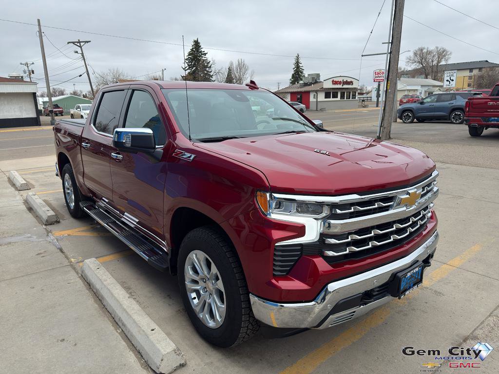 Used 2024 Chevrolet Silverado 1500 LTZ w/ LTZ Premium Package image 4