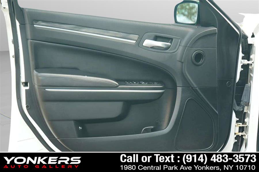 Used 2021 Chrysler 300 Touring L image 59