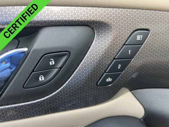 Certified 2023 Chevrolet Traverse Premier AWD/4WD image 15