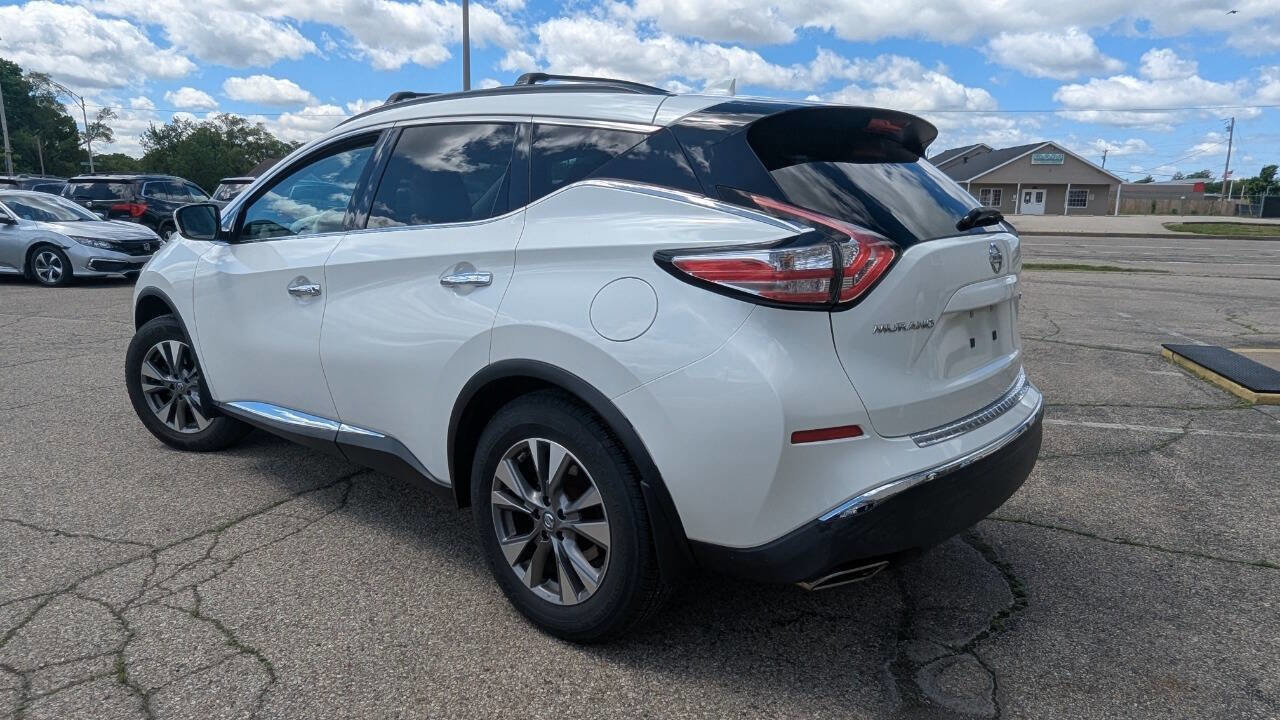 Used 2016 Nissan Murano SV w/ Cargo Package FWD image 5