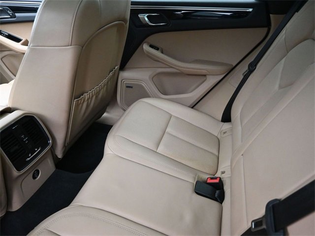 Used 2019 Porsche Macan Base image 20