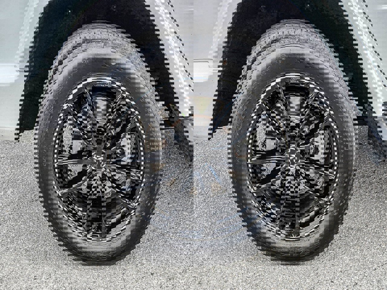 Used 2025 Mercedes-Benz G 550 image 8