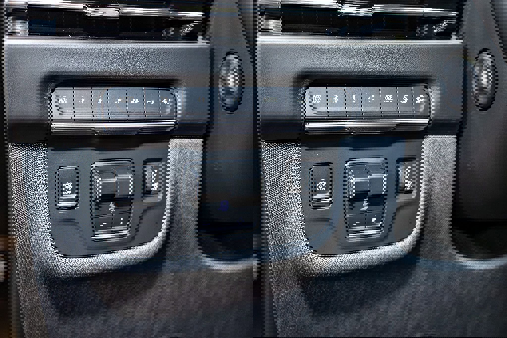 Used 2026 Cadillac Escalade Platinum Sport w/ LPO, ONYX Package image 18