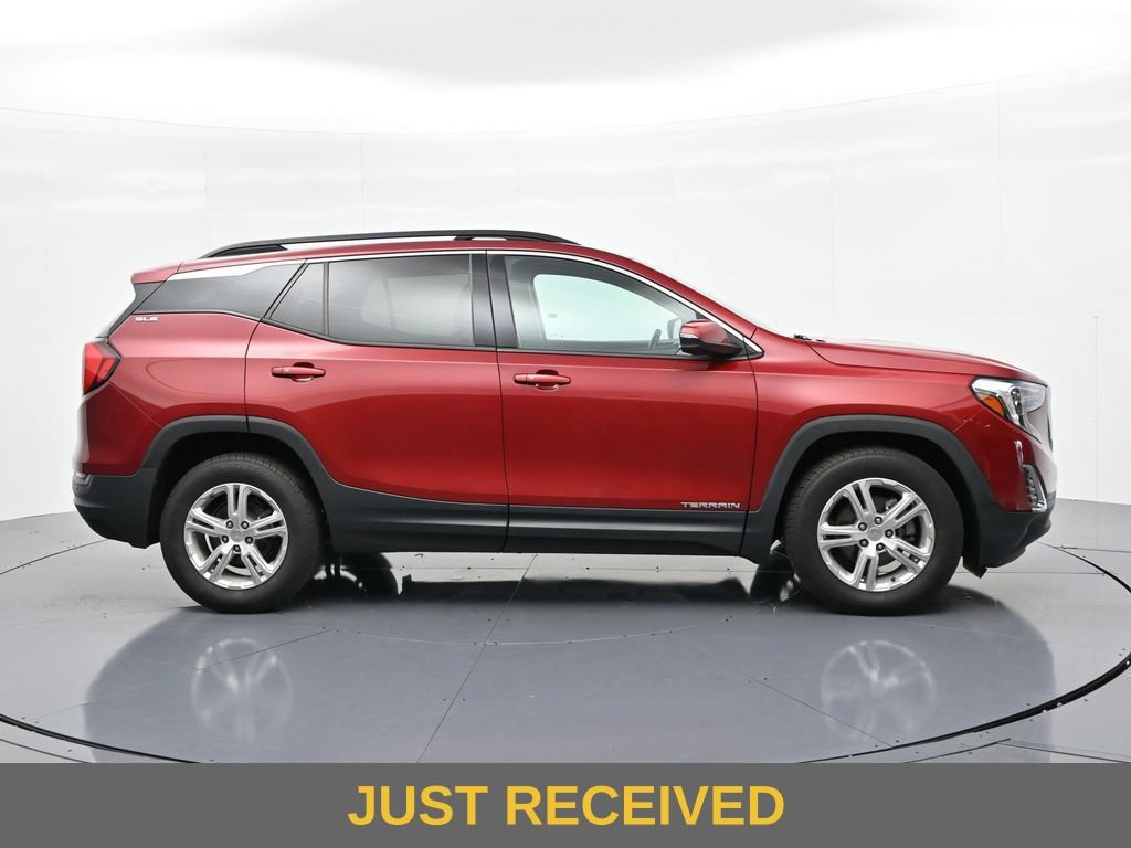 Used 2018 GMC Terrain SLE w/ Driver Convenience Package FWD image 5