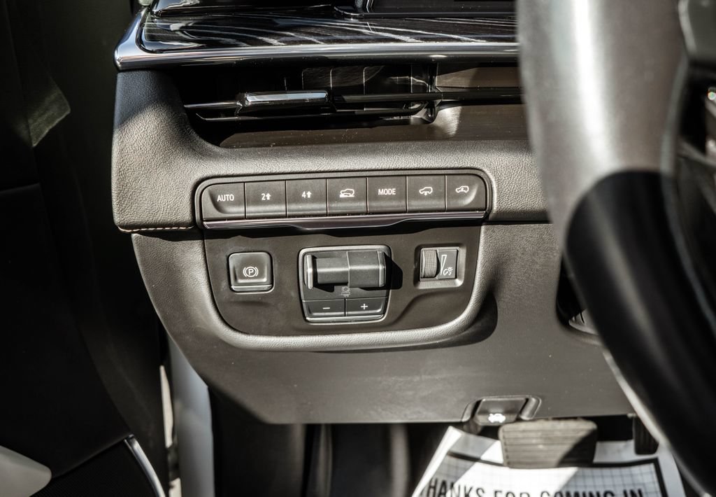 Used 2022 Cadillac Escalade Sport w/ Touring Package AWD/4WD image 18