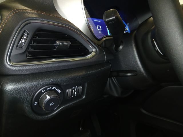 New 2026 Chrysler Pacifica Pinnacle AWD/4WD image 28
