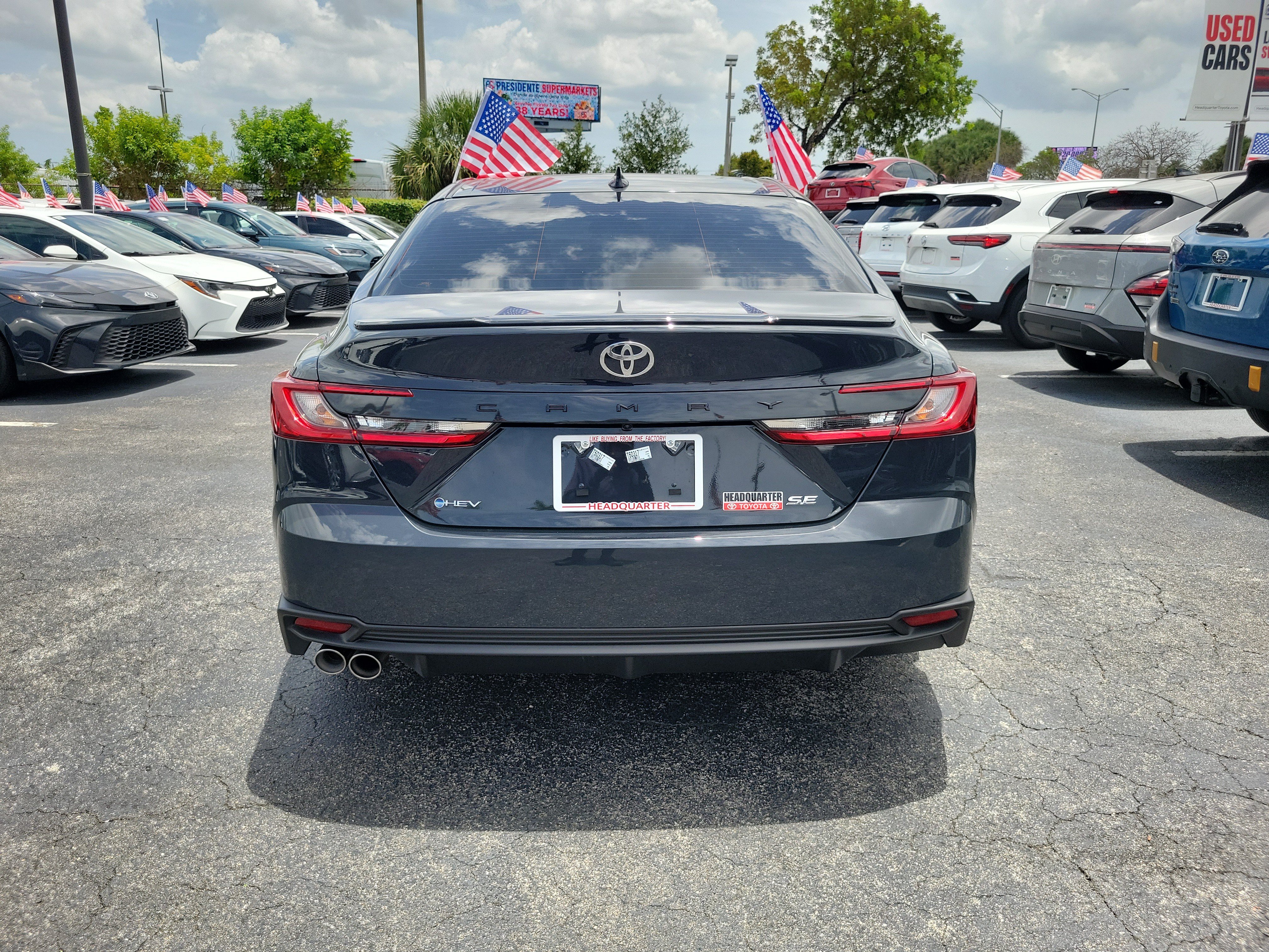 Used 2026 Toyota Camry SE FWD image 10