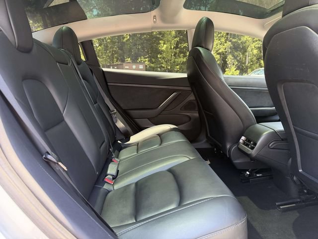 Used 2021 Tesla Model 3 Standard Range Plus RWD image 13