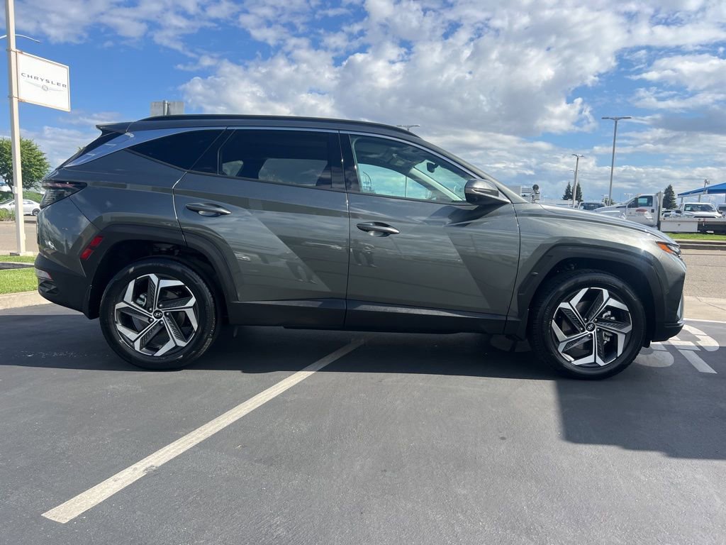 Used 2023 Hyundai Tucson Limited AWD/4WD image 14
