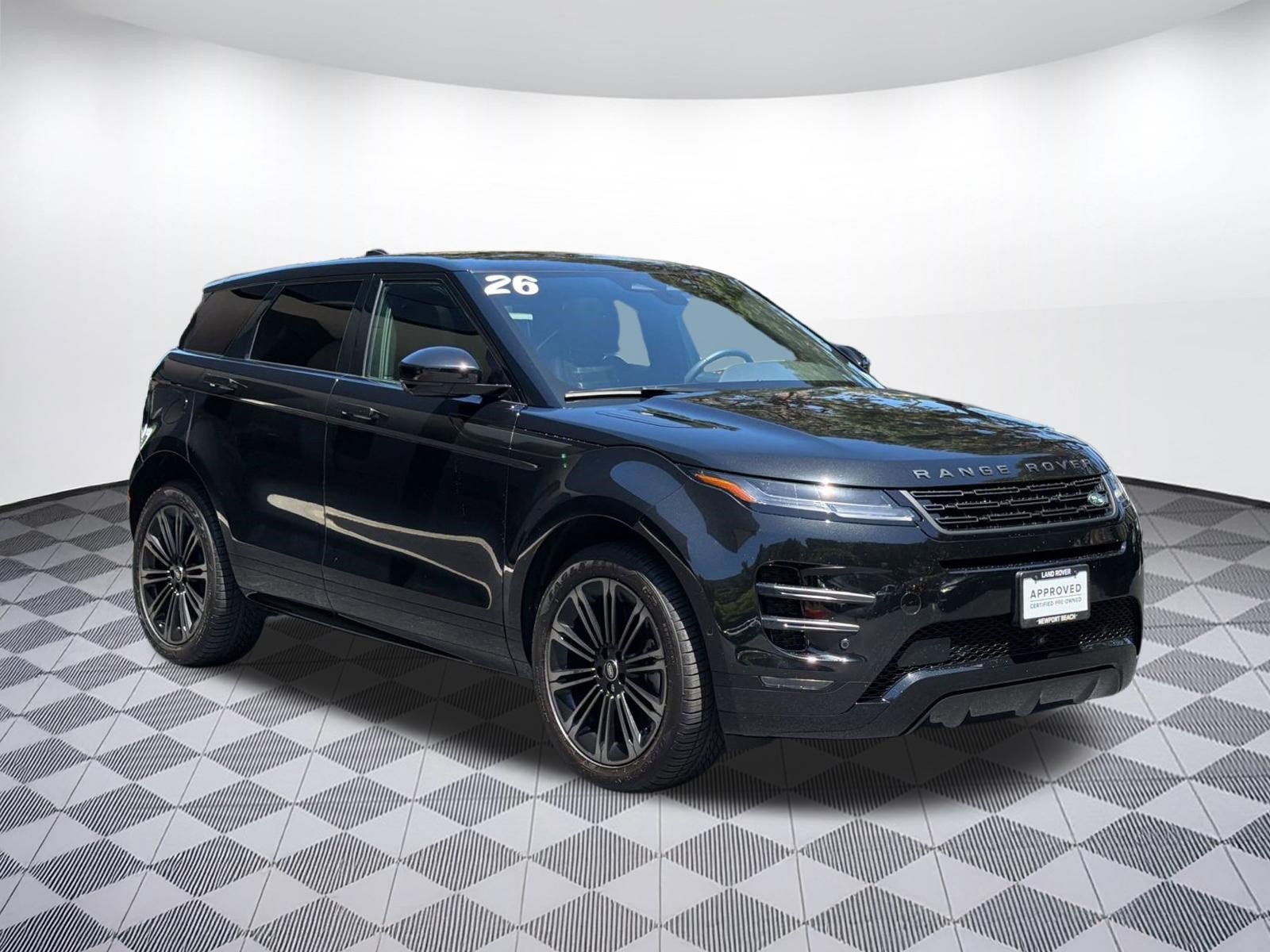 Used 2026 Land Rover Range Rover Evoque Dynamic SE AWD/4WD image 7
