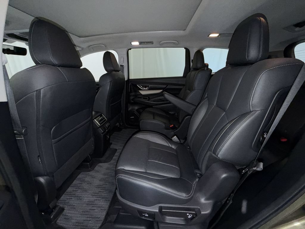 Used 2022 Subaru Ascent Limited w/ Technology Package AWD/4WD image 13