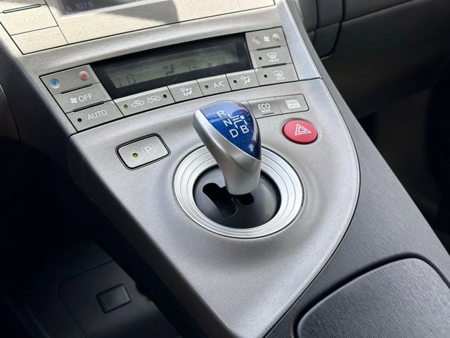 Used 2014 Toyota Prius Two FWD image 17