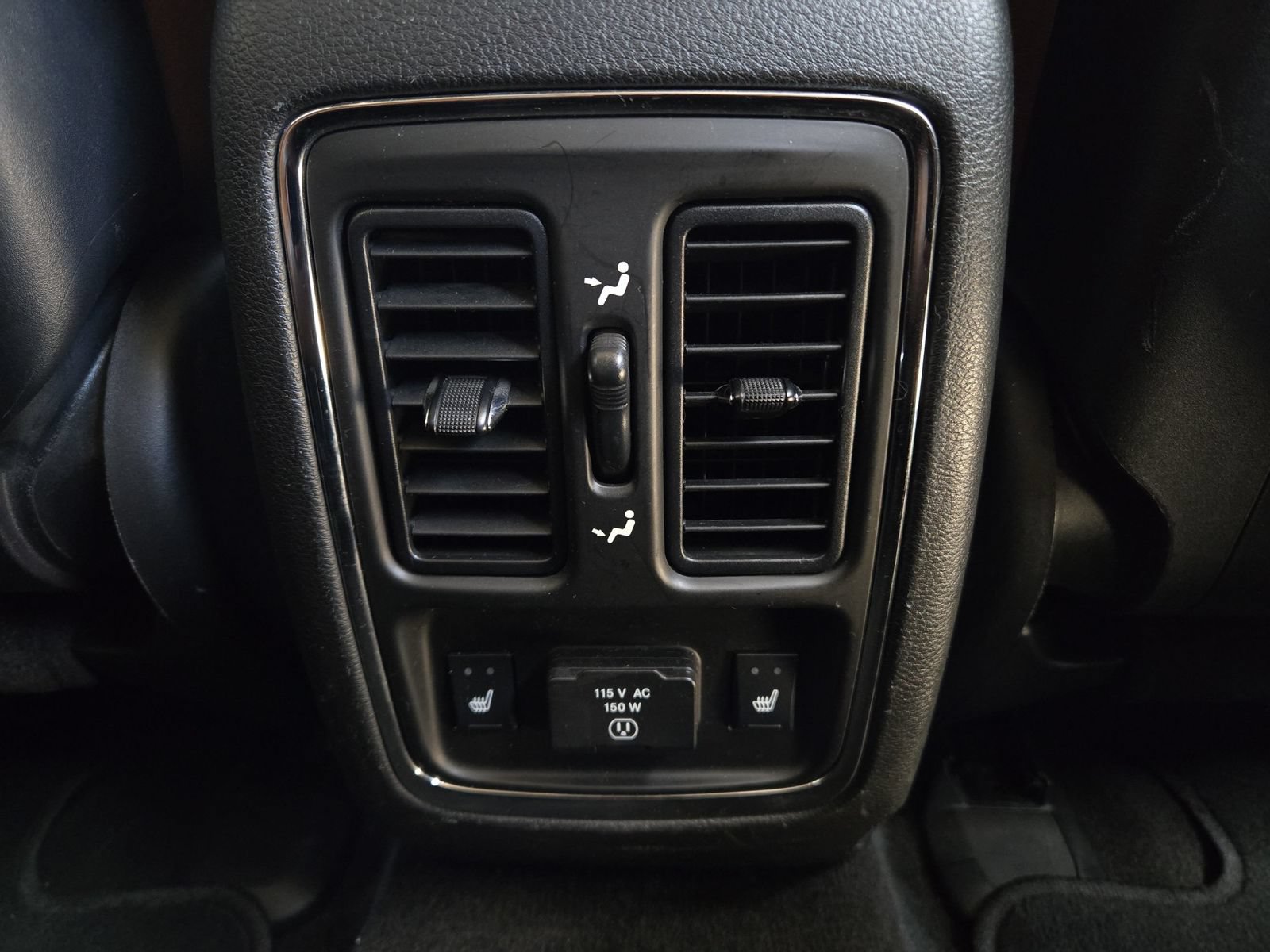 Used 2012 Jeep Grand Cherokee Overland AWD/4WD image 22