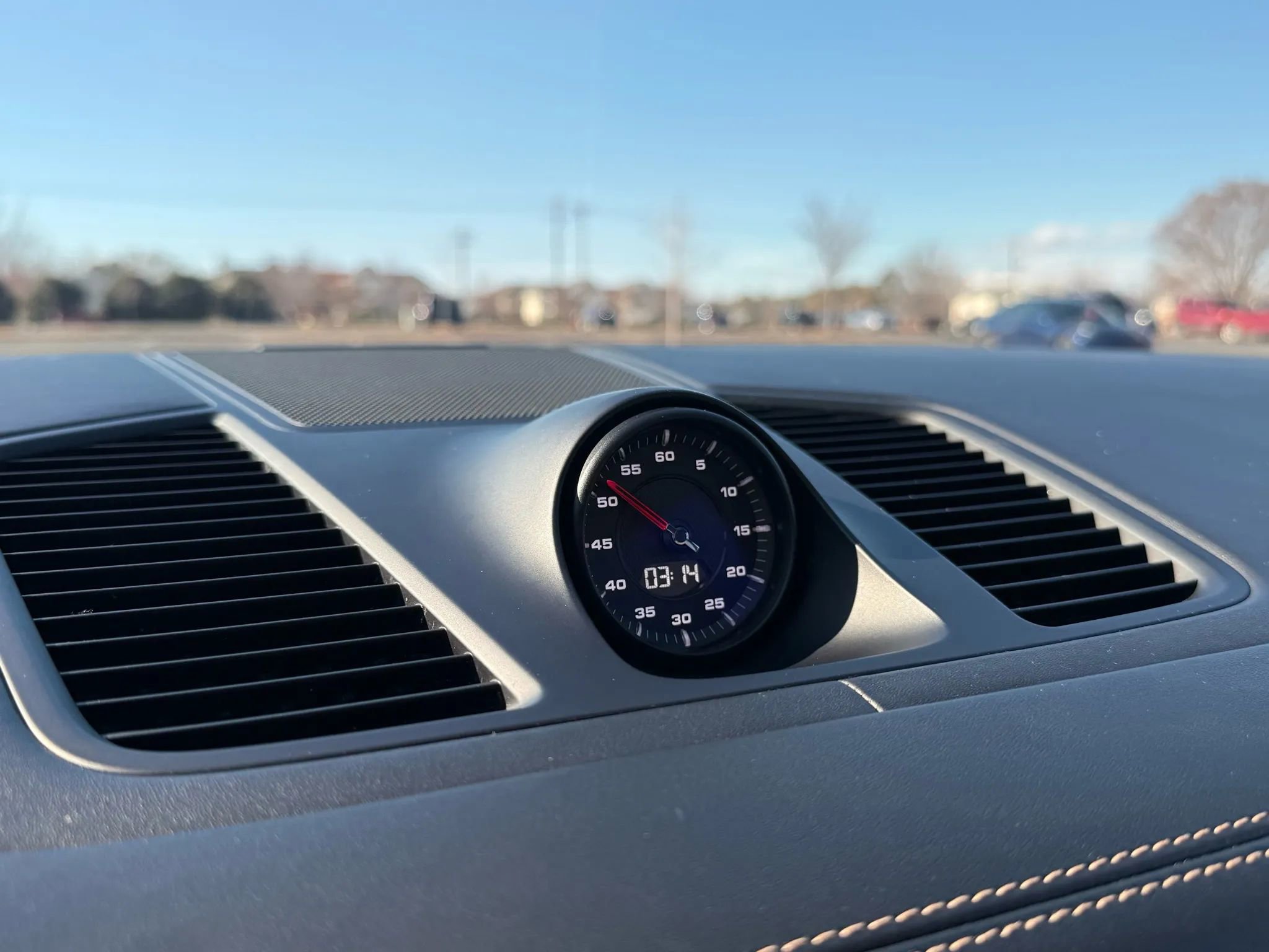 Used 2019 Porsche Cayenne S image 32