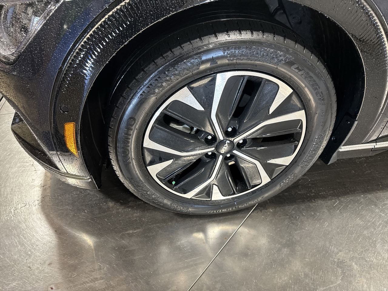 Certified 2023 Kia EV6 Wind w/ Wind Technology Package image 10