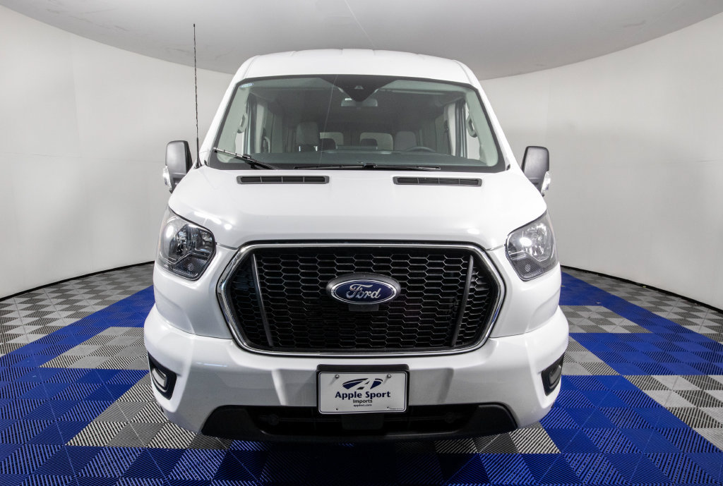 Used 2025 Ford Transit 350 XLT RWD image 3