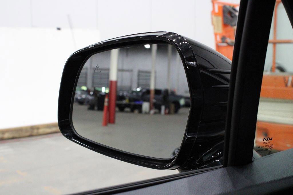 Used 2024 Kia Sorento S image 40