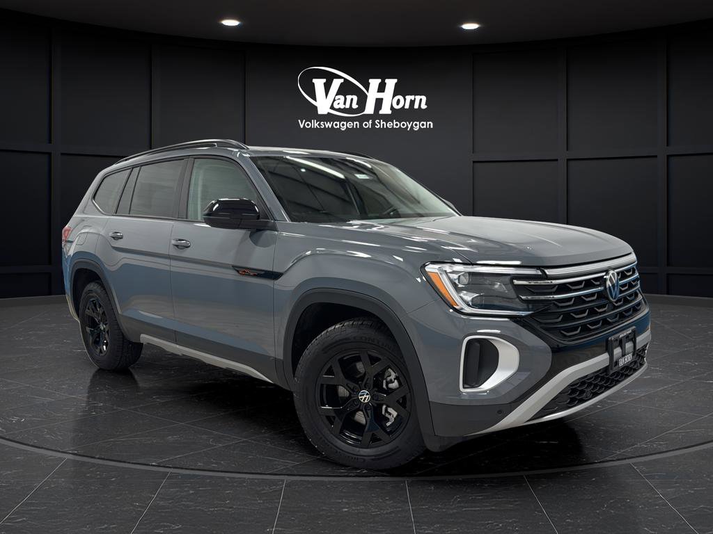Used 2025 Volkswagen Atlas Peak Edition SE