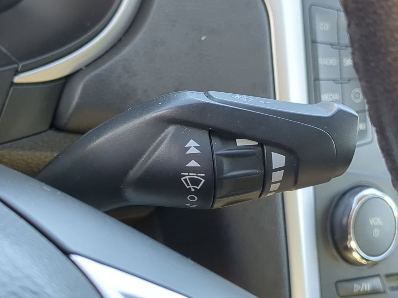 Used 2013 Ford Fusion SE FWD image 29