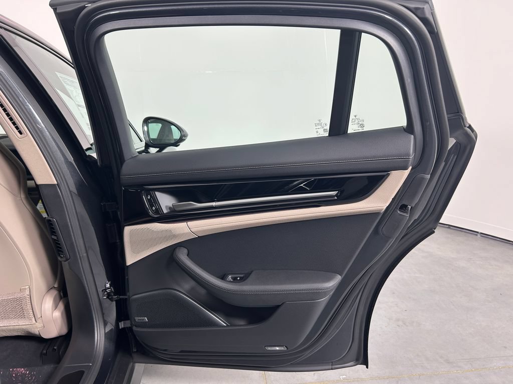 New 2026 Porsche Panamera 4 AWD/4WD image 25
