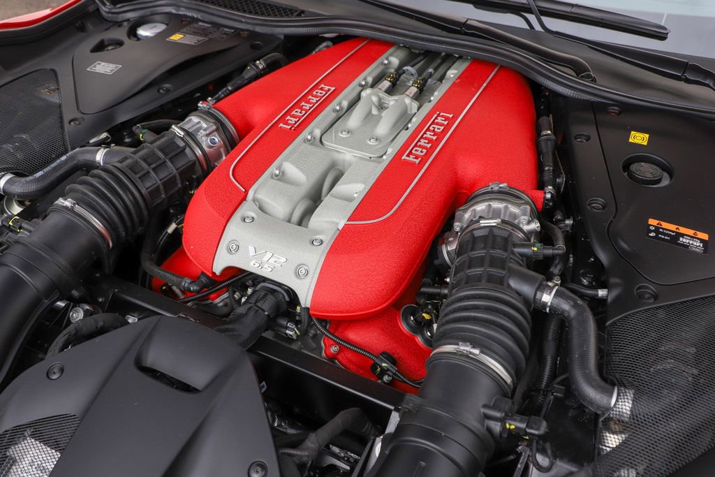 Used 2023 Ferrari 812 GTS RWD image 27