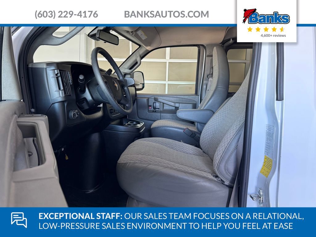 Used 2023 Chevrolet Express 3500 LT w/ LT Preferred Equipment Group image 9