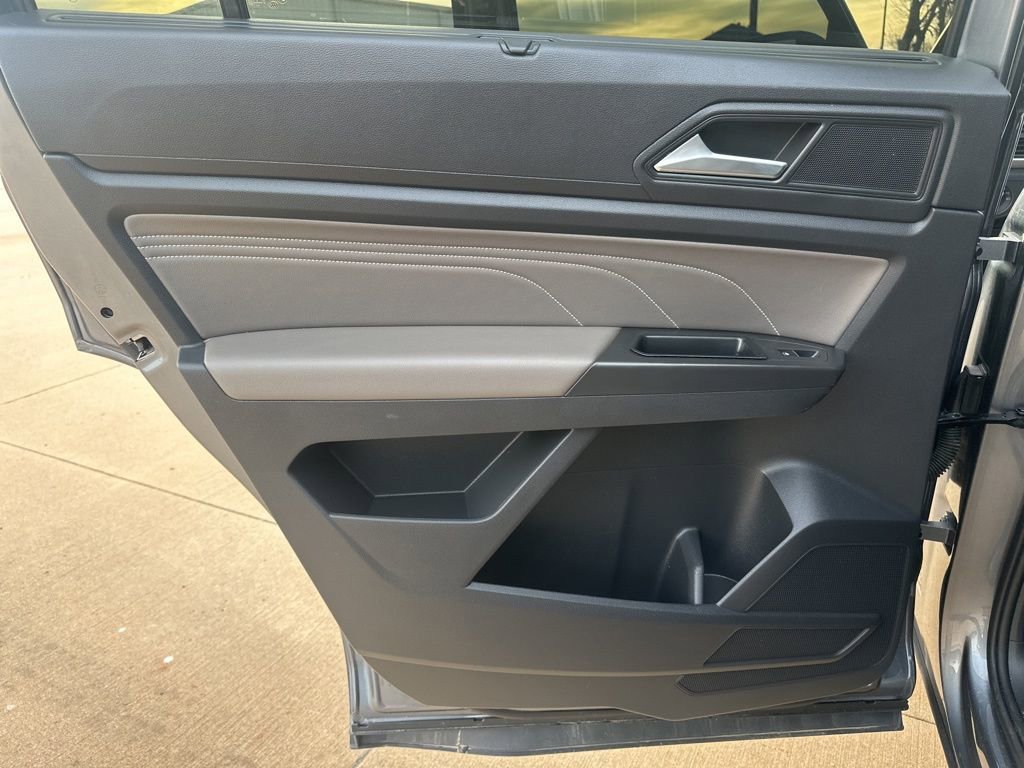 Used 2022 Volkswagen Atlas SE image 33