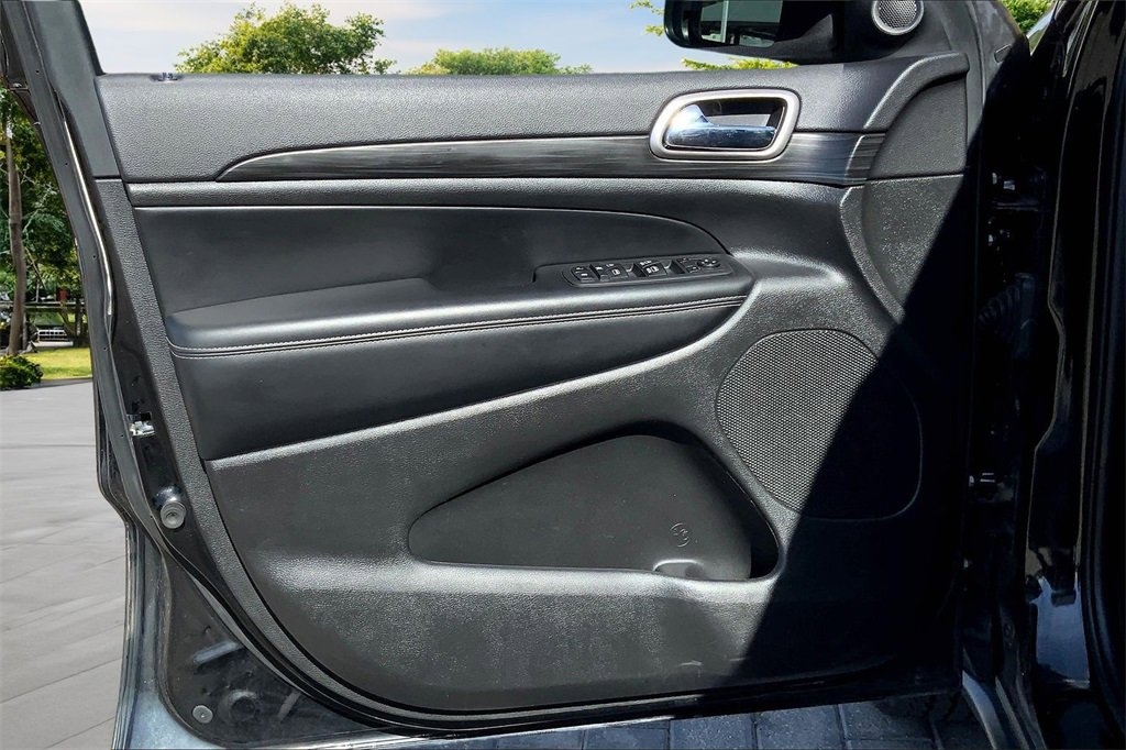 Used 2021 Jeep Grand Cherokee Freedom Edition image 20