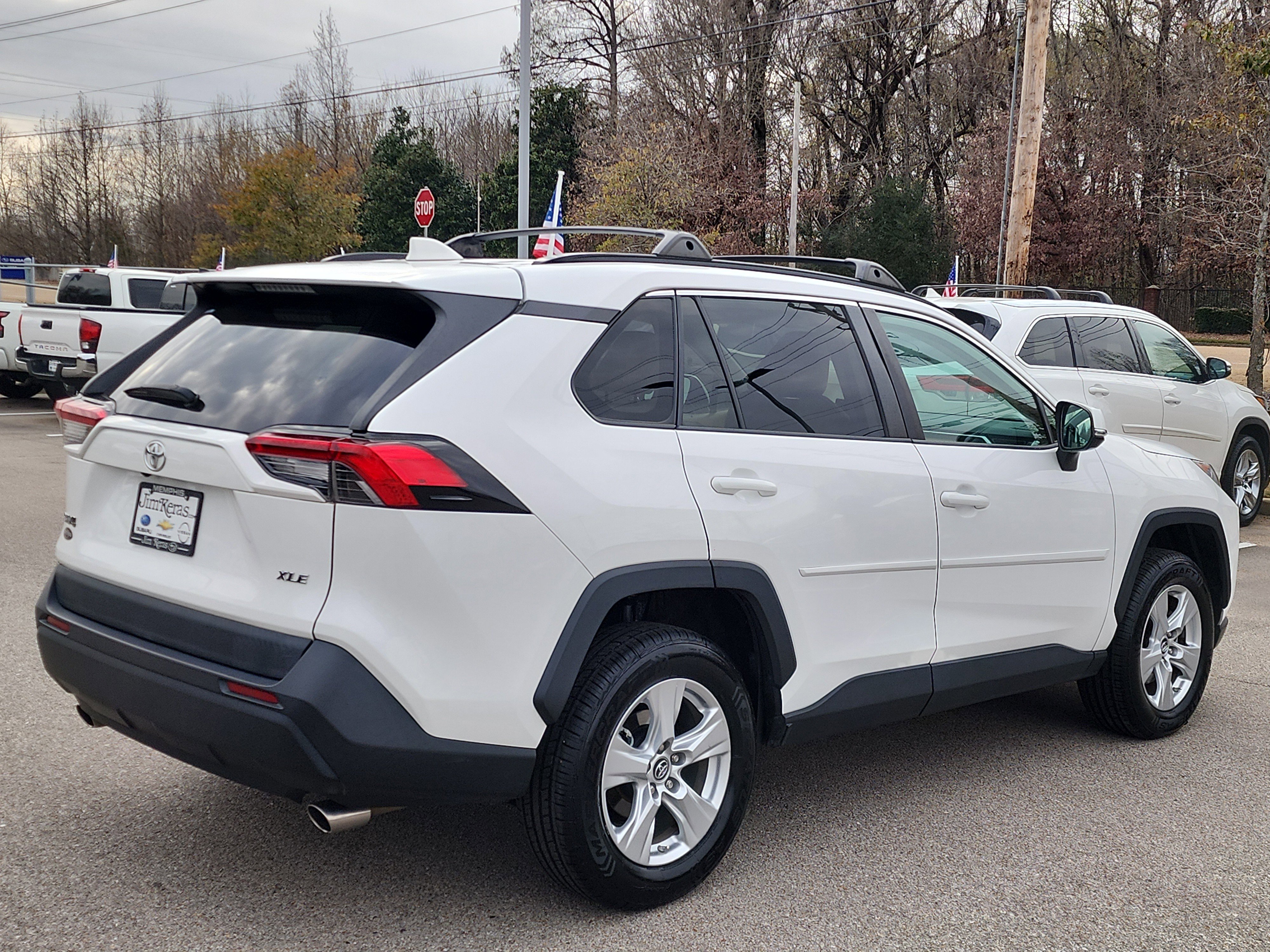 Used 2019 Toyota RAV4 XLE image 3