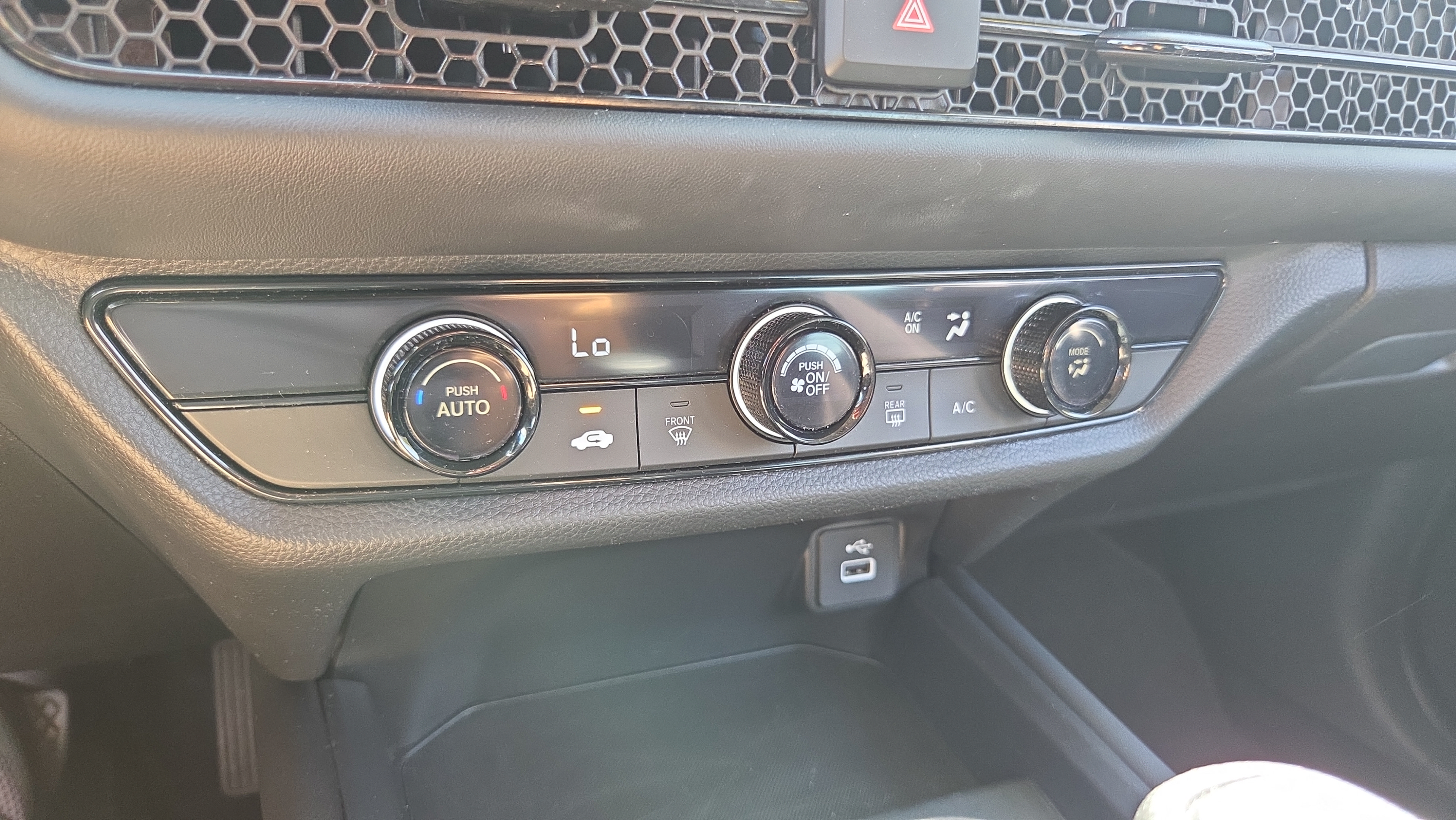 Certified 2024 Honda HR-V LX image 19