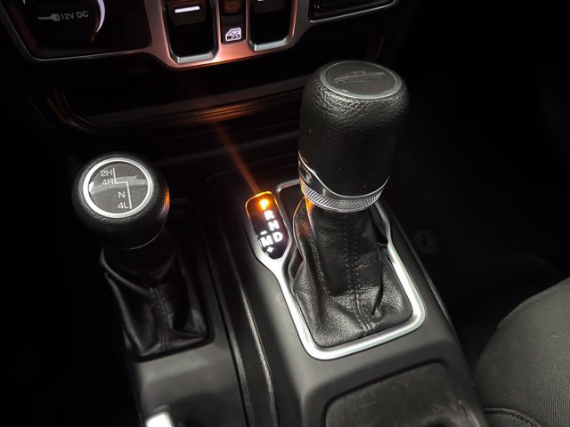 Used 2021 Jeep Gladiator Sport AWD/4WD image 41