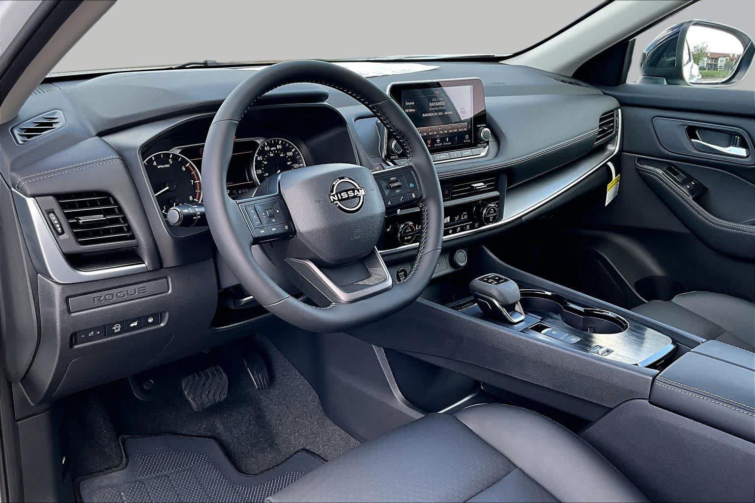 New 2027 Nissan Rogue Dark Armor FWD image 8