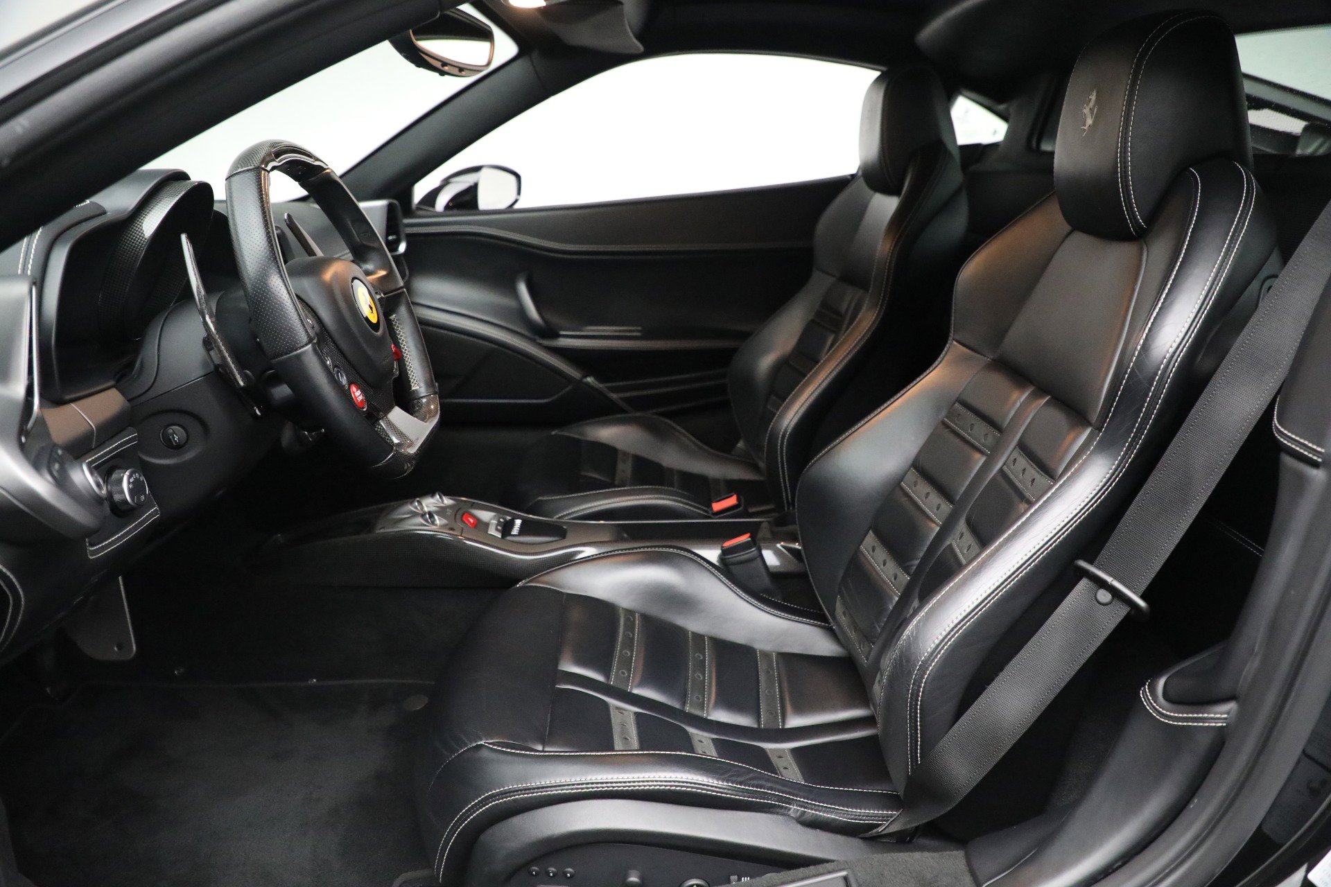Certified 2013 Ferrari 458 Italia Coupe image 15