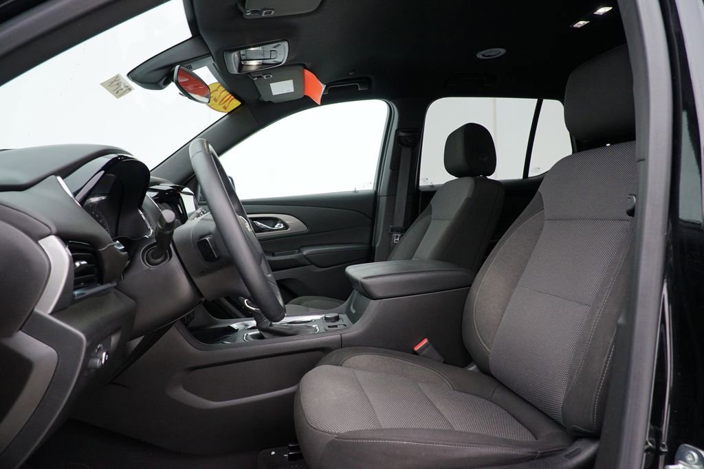 Used 2023 Chevrolet Traverse LT image 14