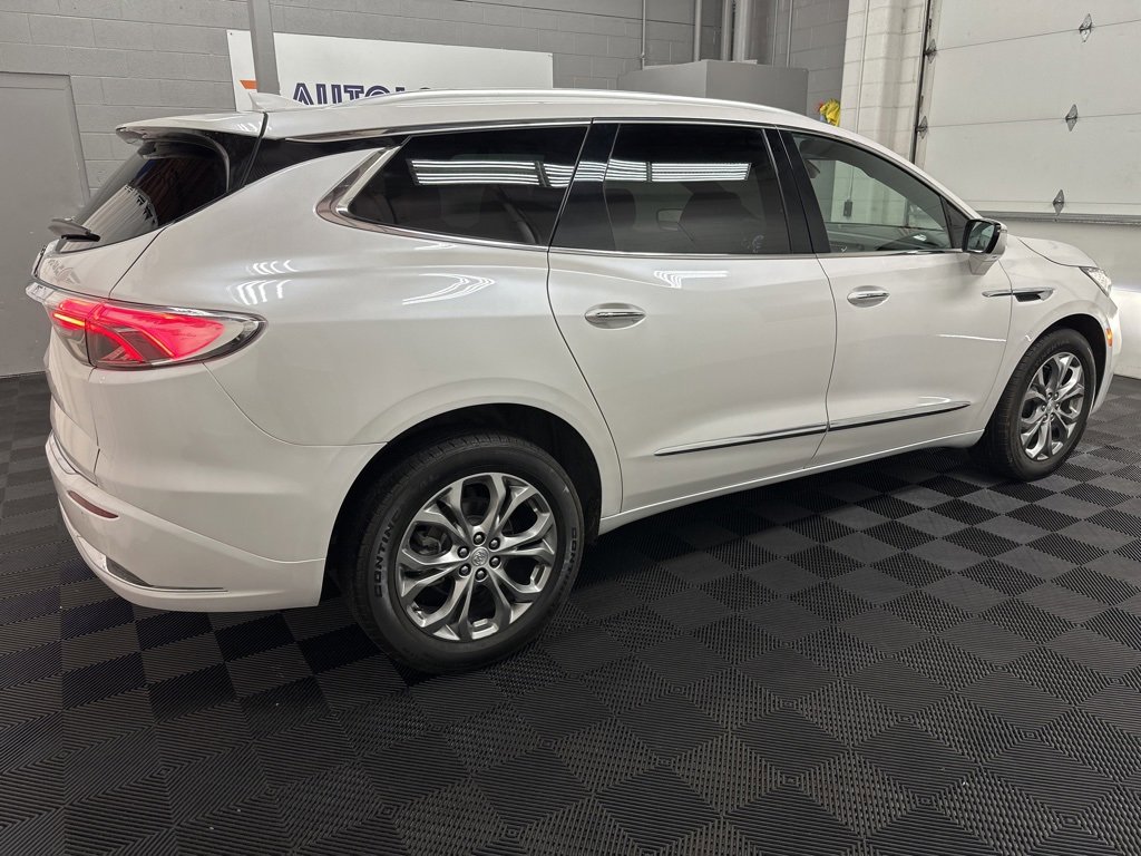 Used 2022 Buick Enclave Avenir w/ Avenir Technology Package image 10
