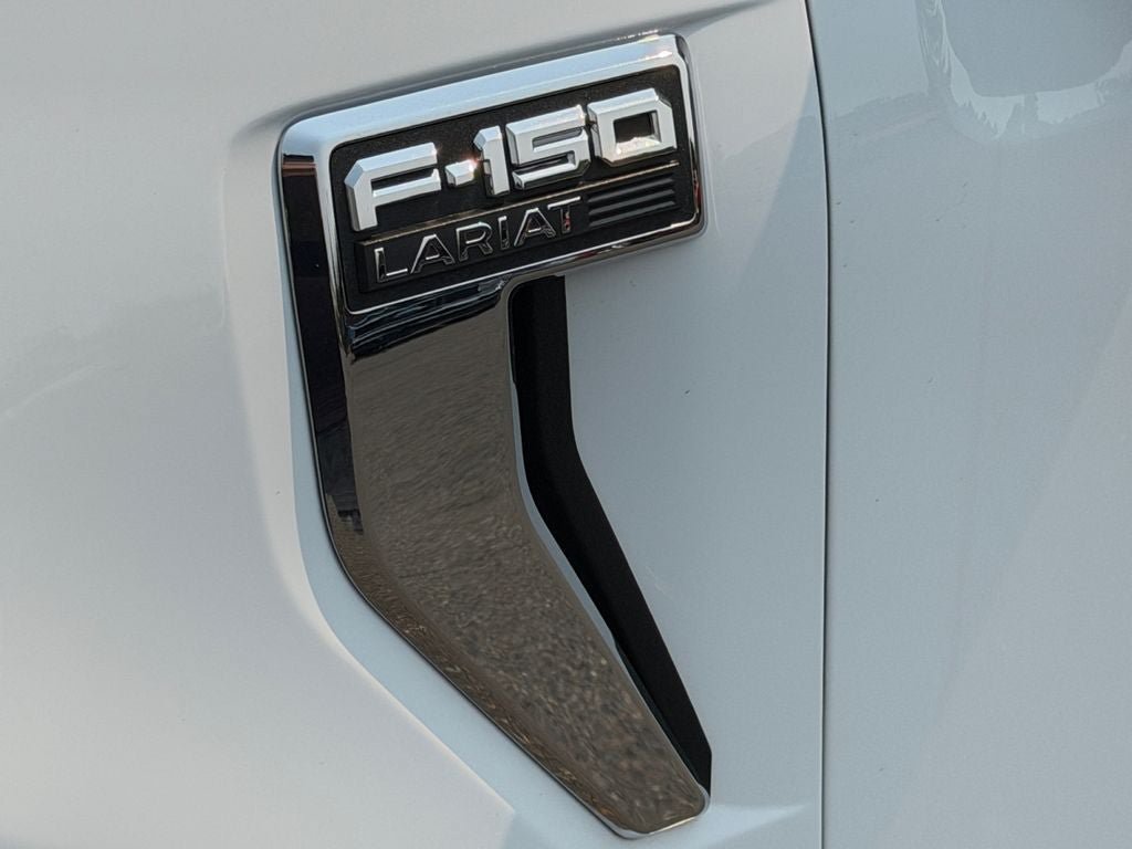 Used 2025 Ford F150 Lariat w/ FX4 Off-Road Package AWD/4WD image 29